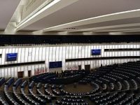 640px-European_Parliament,_Plenar_hall