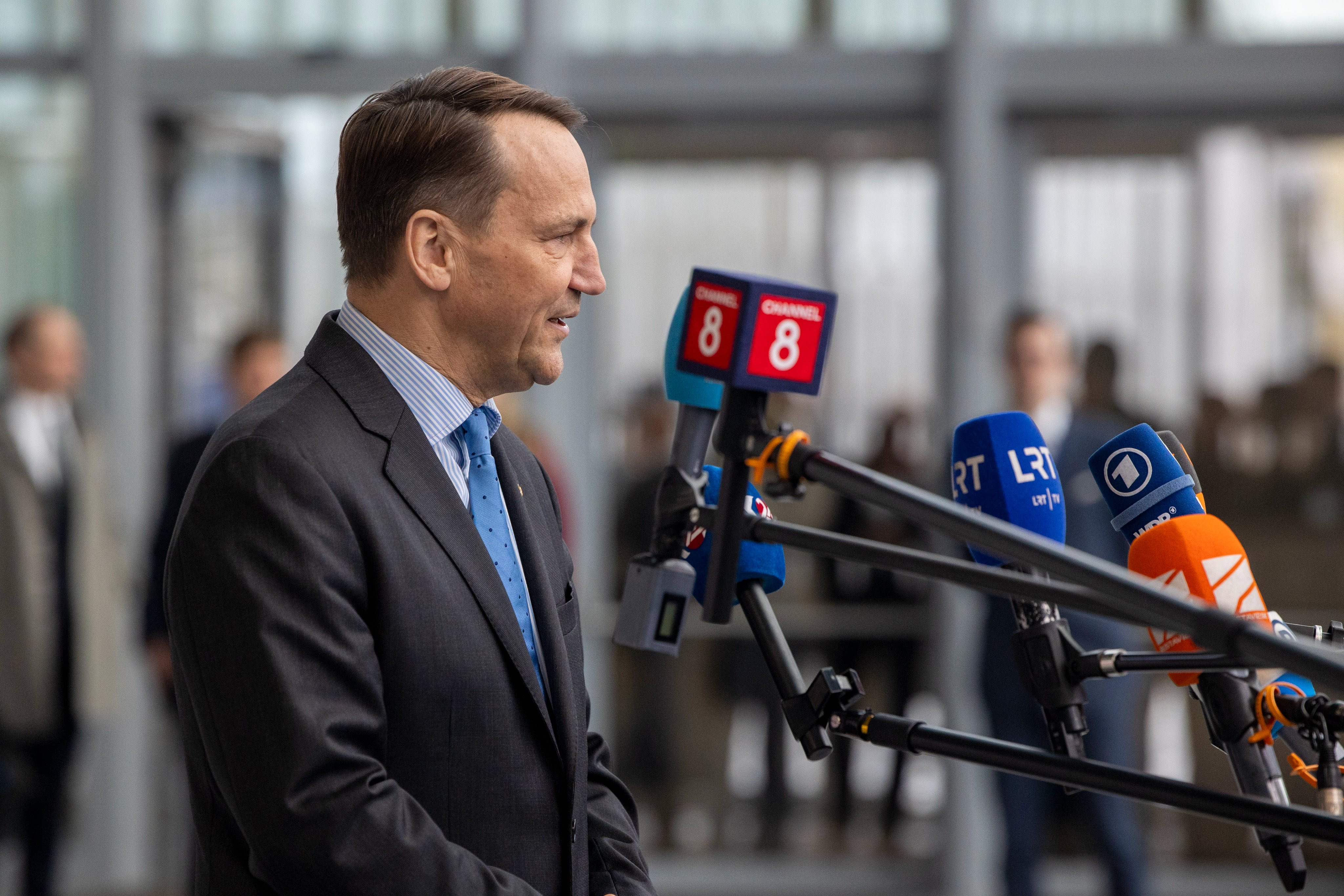 Sikorski: I hope Duda will be more influential towards his friend Trump than PiS has been towards Orban so far