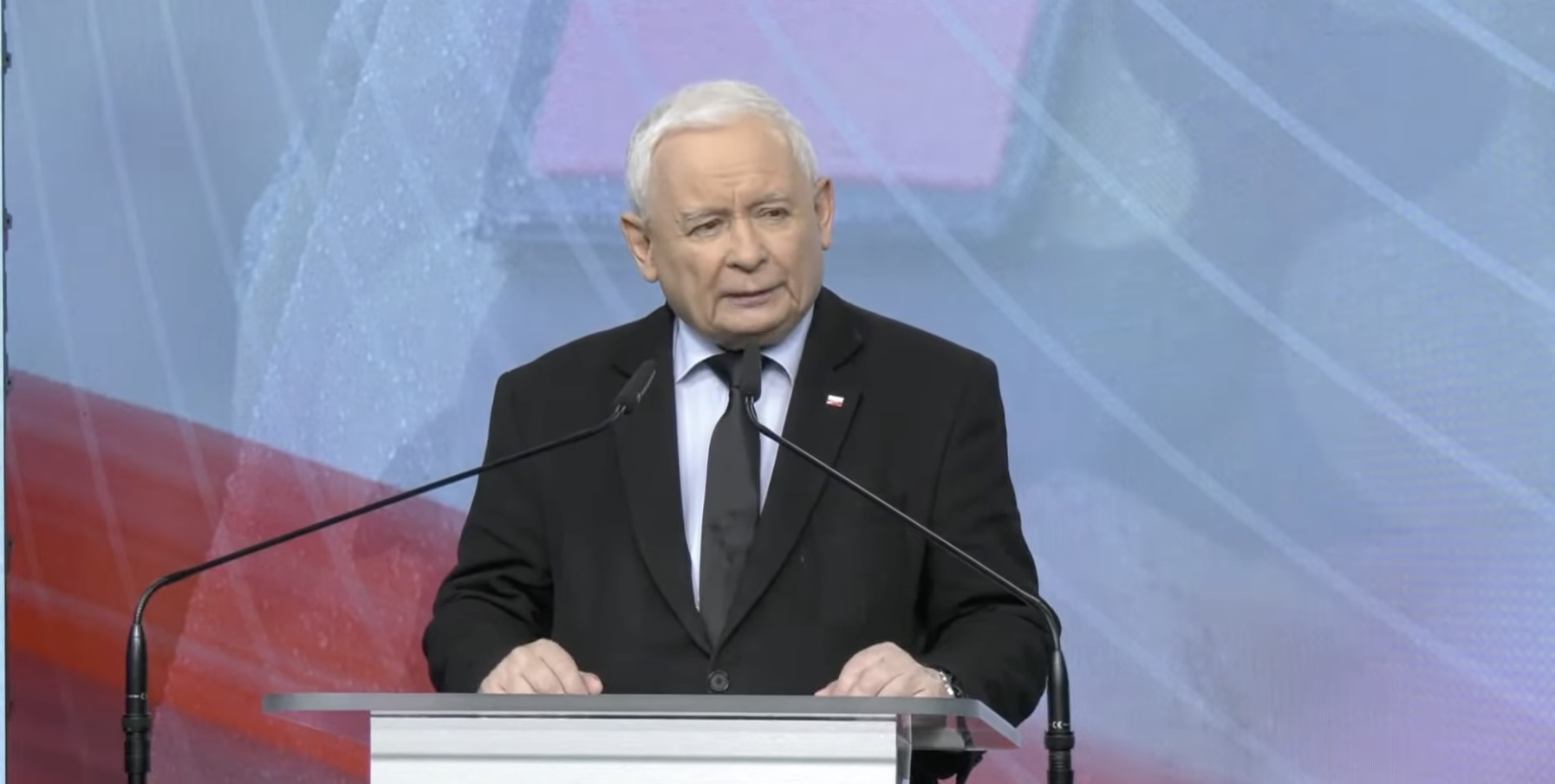 „Doszło do poważnego przestępstwa”. Kaczyński w prokuraturze