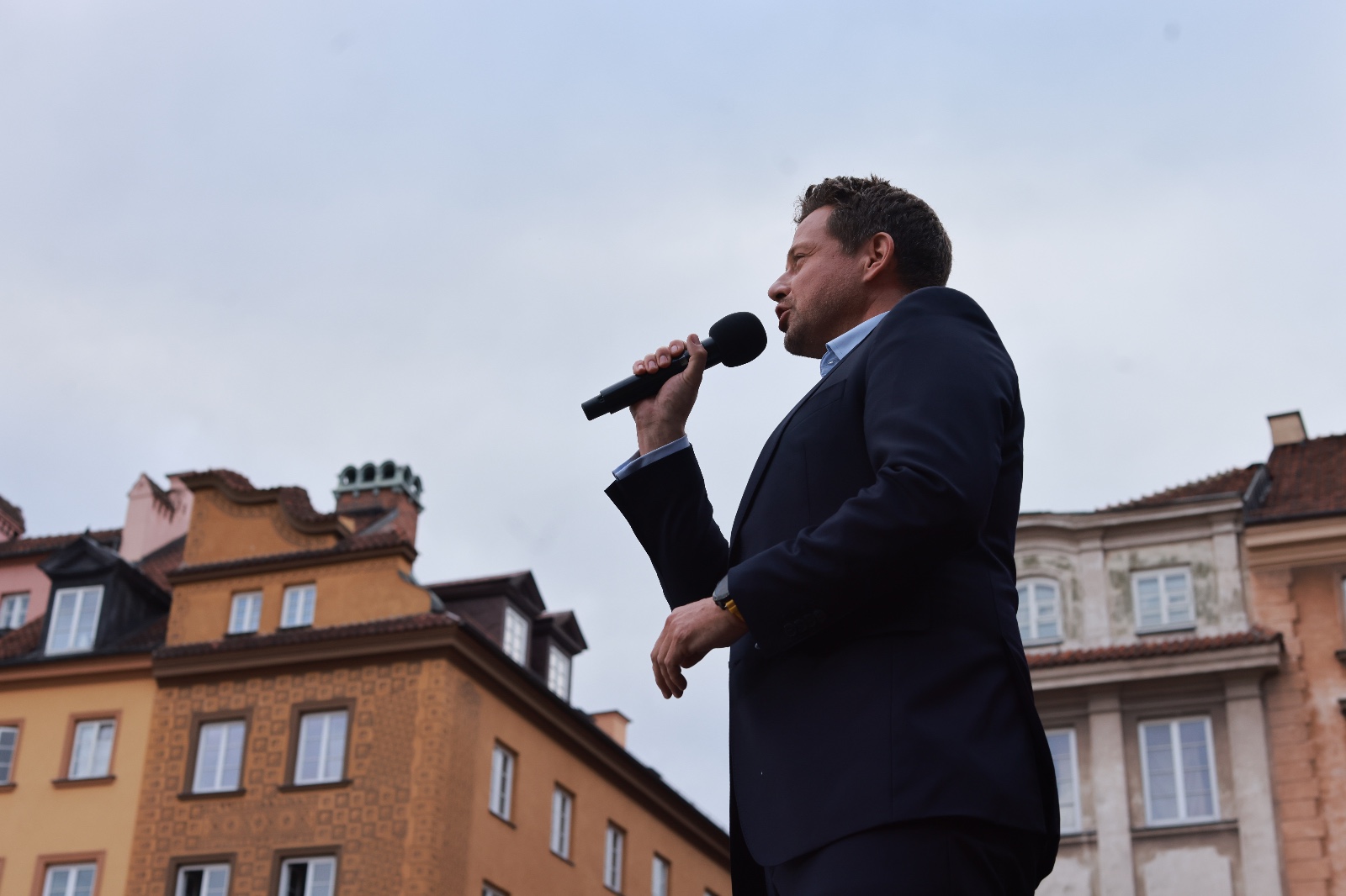 "We perceive  to the voice of the young generation." The youth wing of the Civic Platform spoke with Trzaskowski at the conference