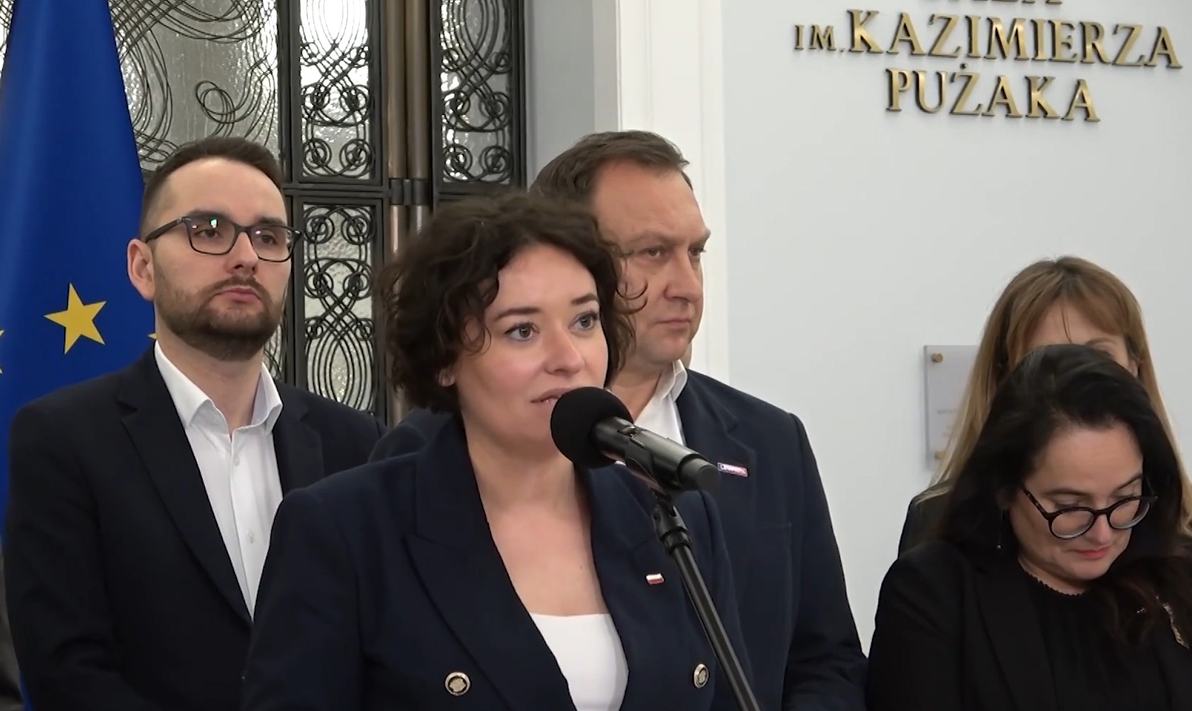 „Projekt został zdjęty z porządku obrad. Będziemy konsekwentnie to blokowali”. Żukowska o zmianach w składce zdrowotnej