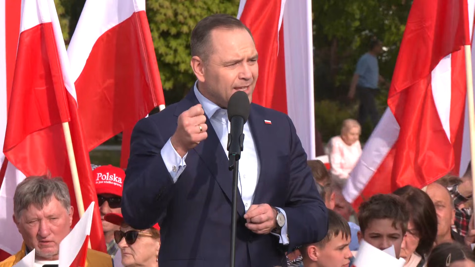 Навроцкий: Наш поезд социального бунта набирает скорость, чтобы победить в первом туре