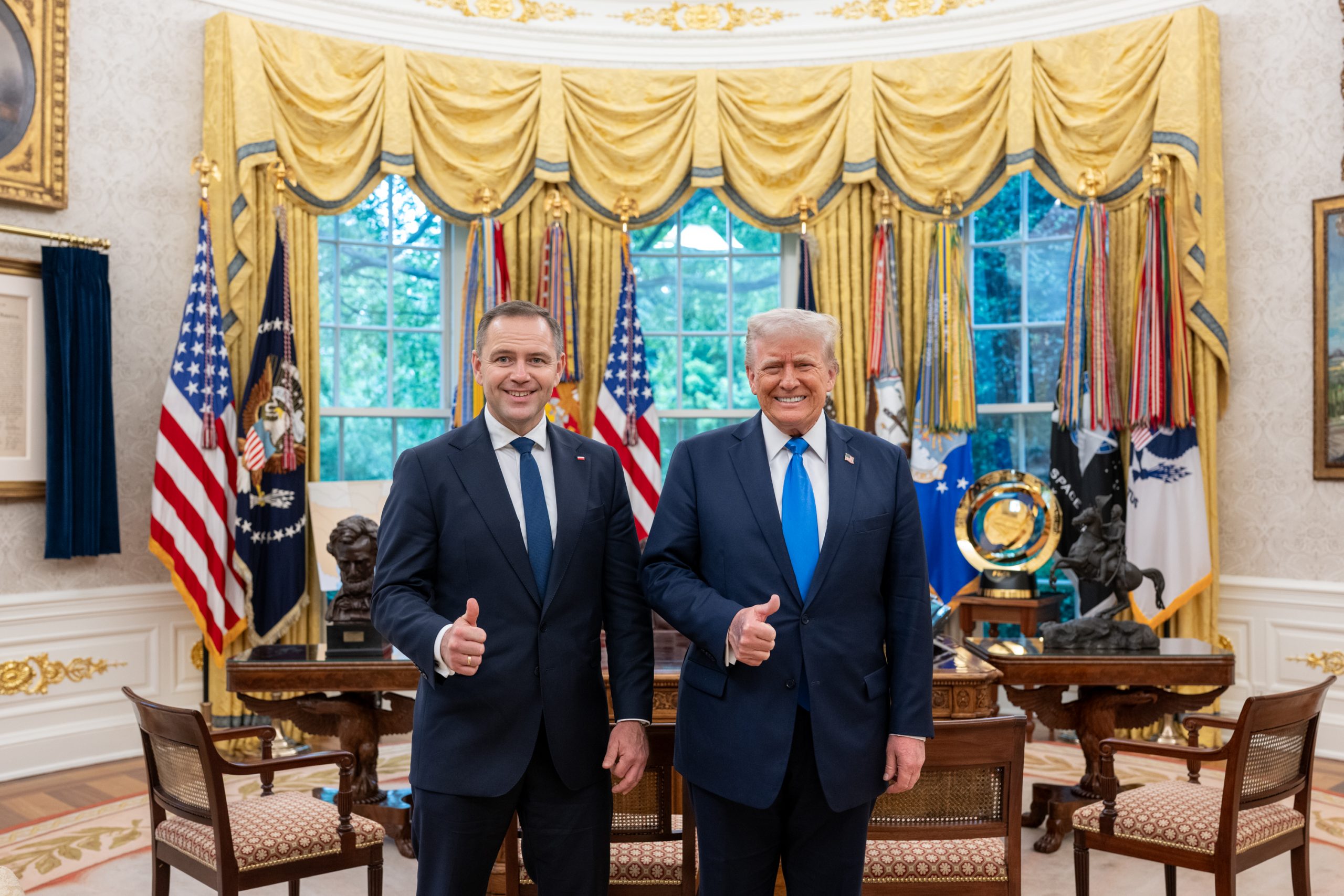 Nawrocki spotkał się z Trumpem