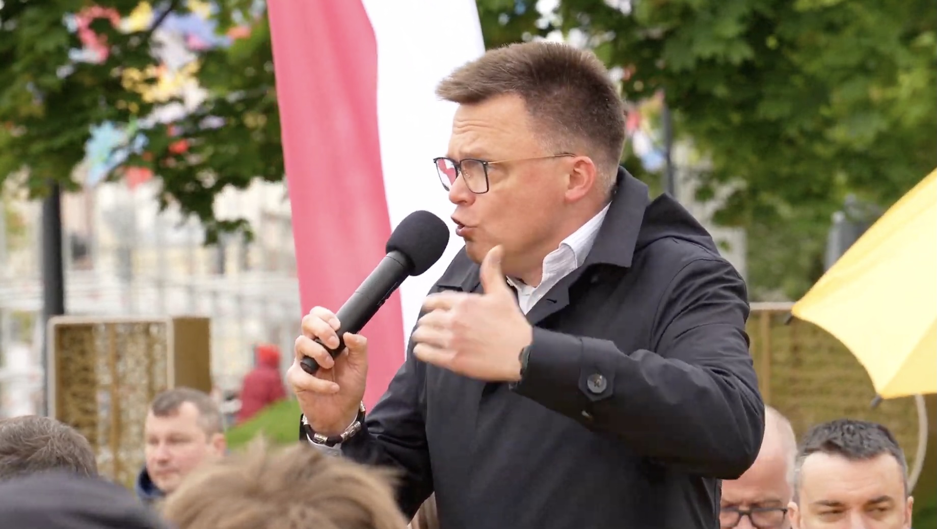 „Nie jest w stanie przekonać swojego ugrupowania do odkolesiowania spółek i realnego odpartyjnienia mediów publicznych”. Hołownia o Tusku