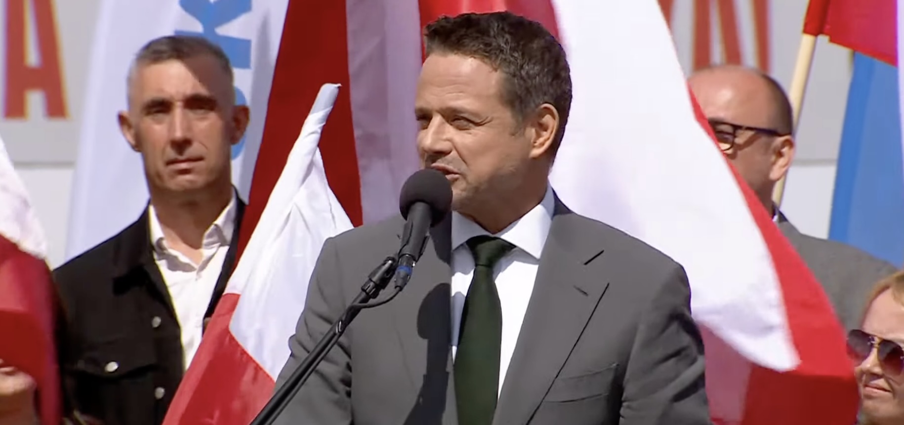 „Nie damy sobie odebrać dumy z tego, jak Polska się zmieniła”. Trzaskowski w Płocku