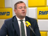 Krajewski: 500+ dla wszystkich, 800+ dla pracujących. Nie mówimy, żeby zupełnie odebrać świadczenie niepracującym